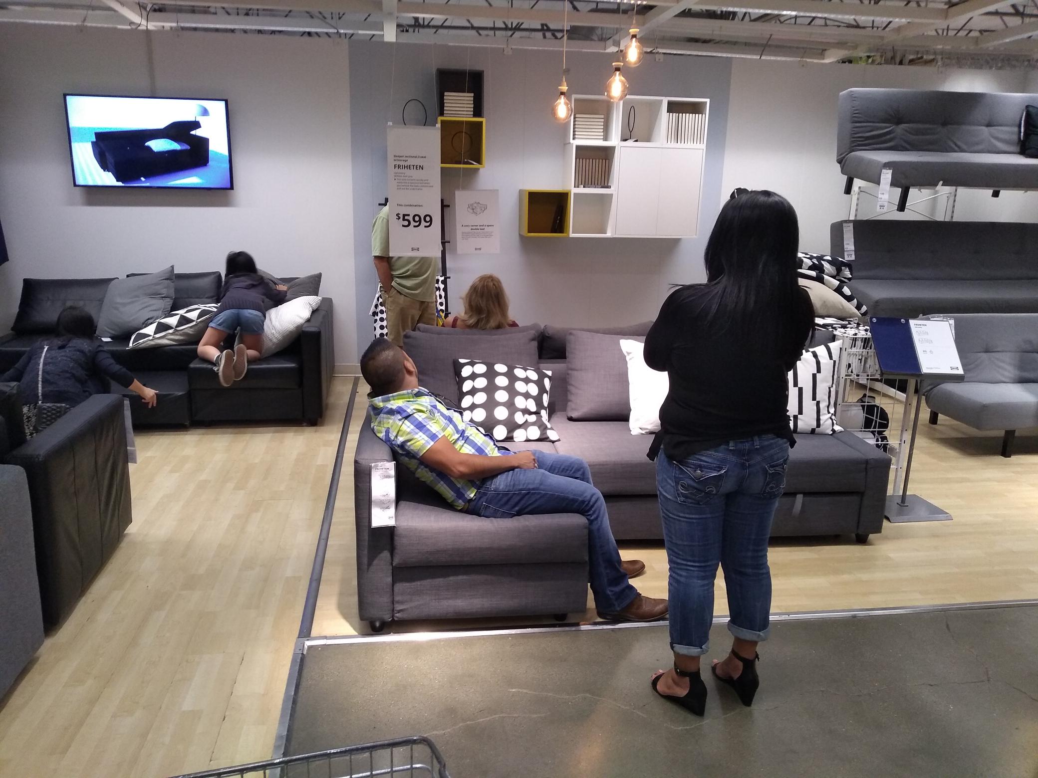 Several groups lounging about on couches.